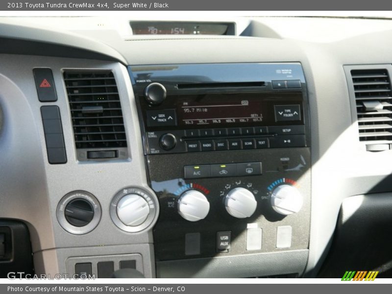 Super White / Black 2013 Toyota Tundra CrewMax 4x4