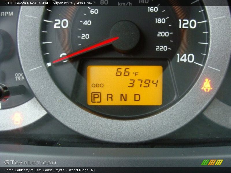 Super White / Ash Gray 2010 Toyota RAV4 I4 4WD