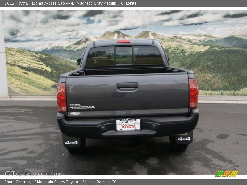 Magnetic Gray Metallic / Graphite 2013 Toyota Tacoma Access Cab 4x4