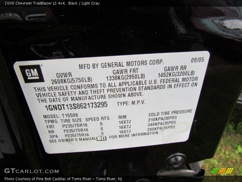 Black / Light Gray 2006 Chevrolet TrailBlazer LS 4x4