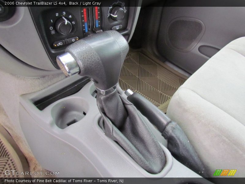 Black / Light Gray 2006 Chevrolet TrailBlazer LS 4x4