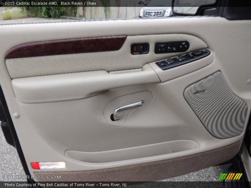 Black Raven / Shale 2005 Cadillac Escalade AWD