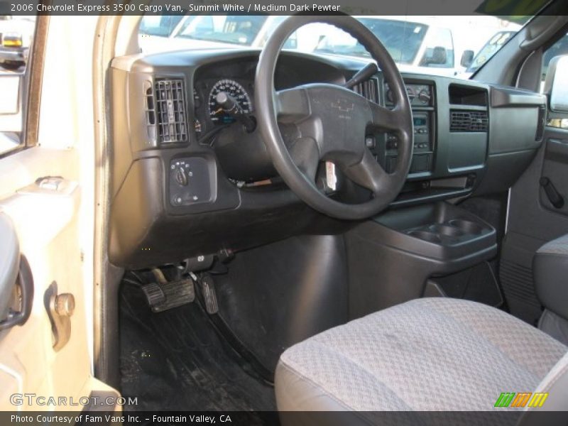 Summit White / Medium Dark Pewter 2006 Chevrolet Express 3500 Cargo Van