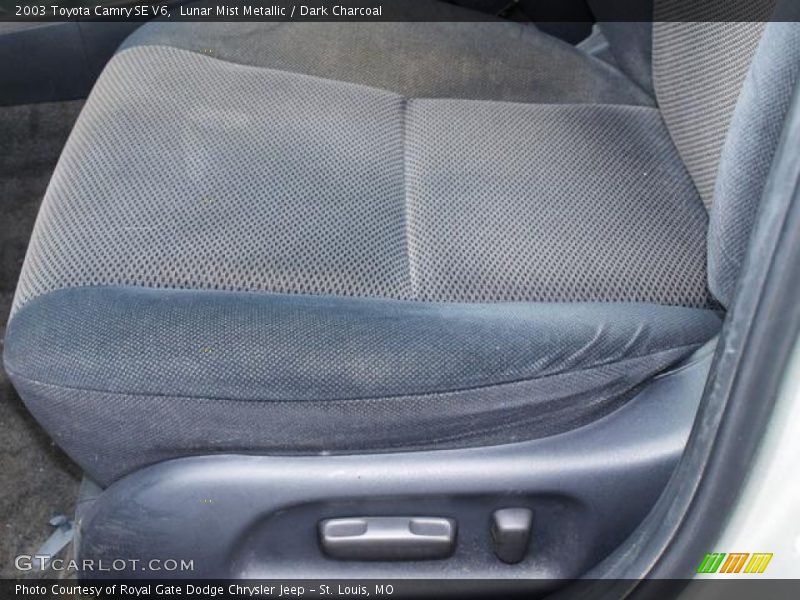 Lunar Mist Metallic / Dark Charcoal 2003 Toyota Camry SE V6