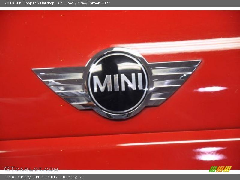 Chili Red / Grey/Carbon Black 2010 Mini Cooper S Hardtop