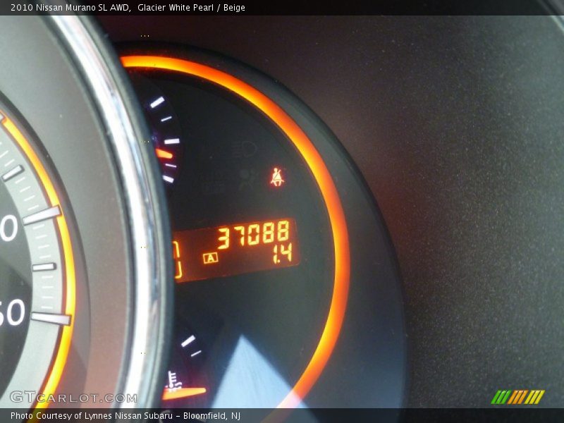Glacier White Pearl / Beige 2010 Nissan Murano SL AWD