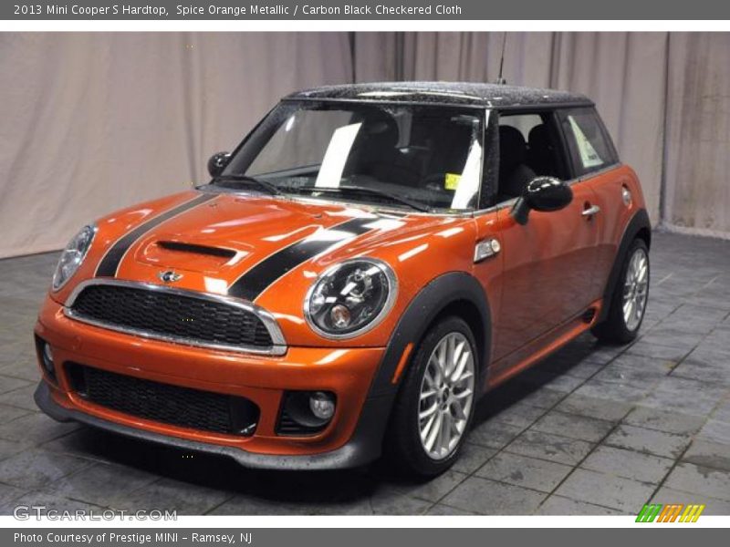 Spice Orange Metallic / Carbon Black Checkered Cloth 2013 Mini Cooper S Hardtop