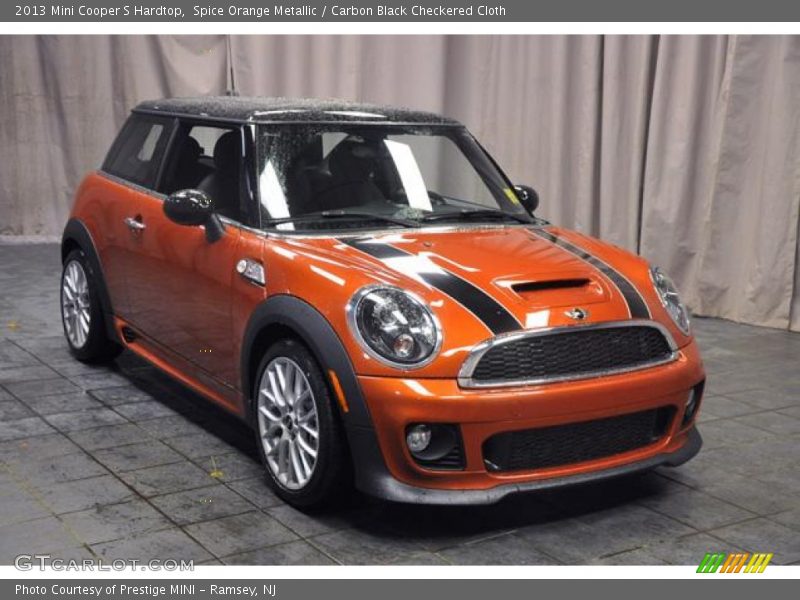 Spice Orange Metallic / Carbon Black Checkered Cloth 2013 Mini Cooper S Hardtop