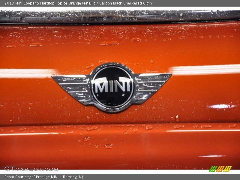 Spice Orange Metallic / Carbon Black Checkered Cloth 2013 Mini Cooper S Hardtop