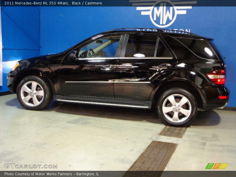 Black / Cashmere 2011 Mercedes-Benz ML 350 4Matic