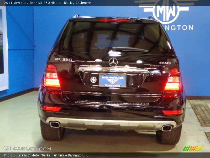 Black / Cashmere 2011 Mercedes-Benz ML 350 4Matic