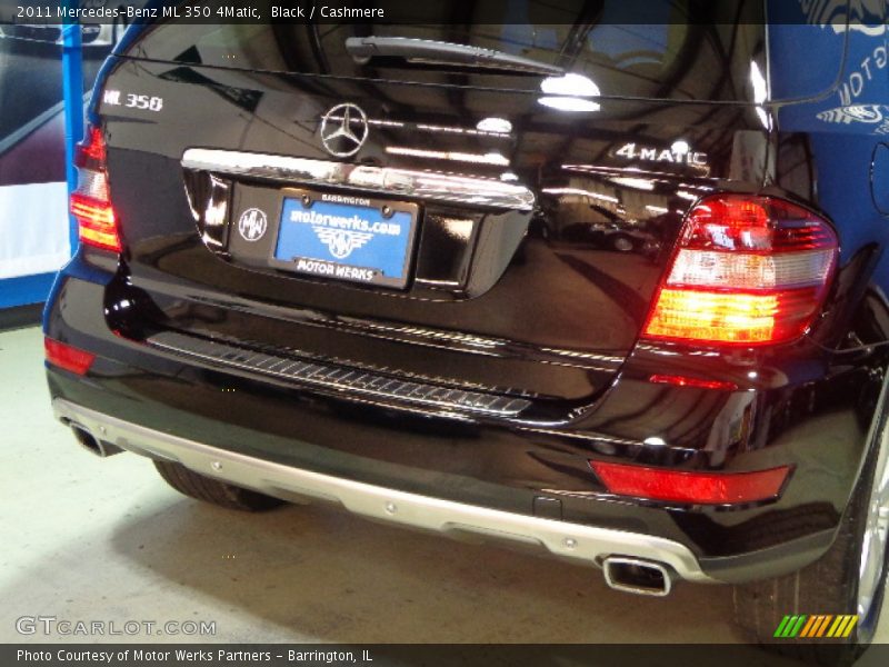 Black / Cashmere 2011 Mercedes-Benz ML 350 4Matic
