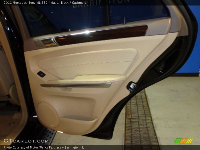 Black / Cashmere 2011 Mercedes-Benz ML 350 4Matic