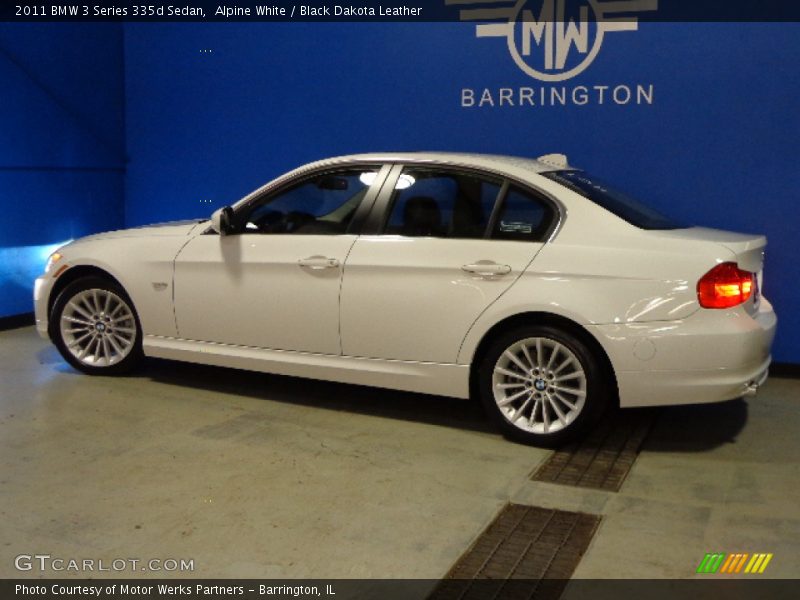 Alpine White / Black Dakota Leather 2011 BMW 3 Series 335d Sedan