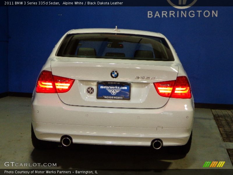 Alpine White / Black Dakota Leather 2011 BMW 3 Series 335d Sedan
