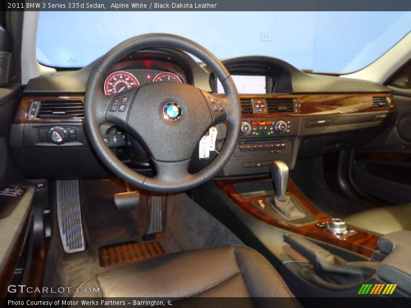 Alpine White / Black Dakota Leather 2011 BMW 3 Series 335d Sedan