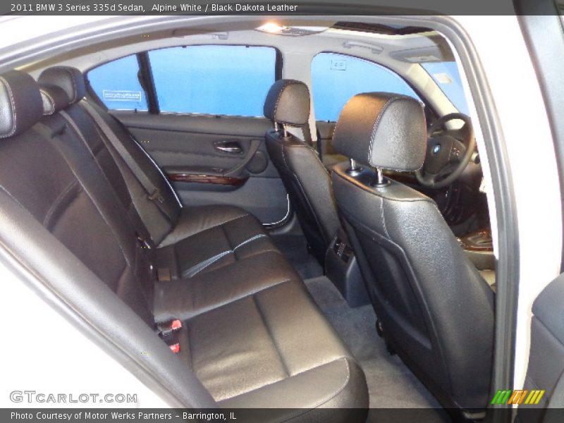 Alpine White / Black Dakota Leather 2011 BMW 3 Series 335d Sedan