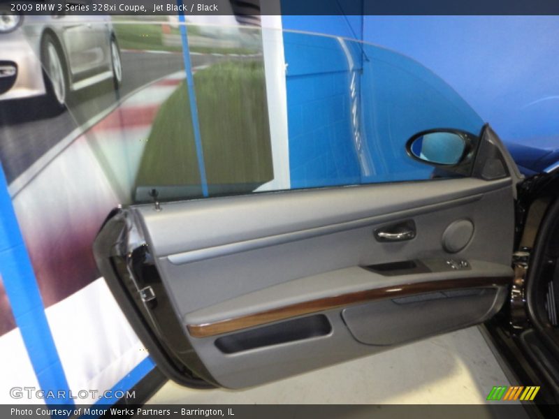 Jet Black / Black 2009 BMW 3 Series 328xi Coupe