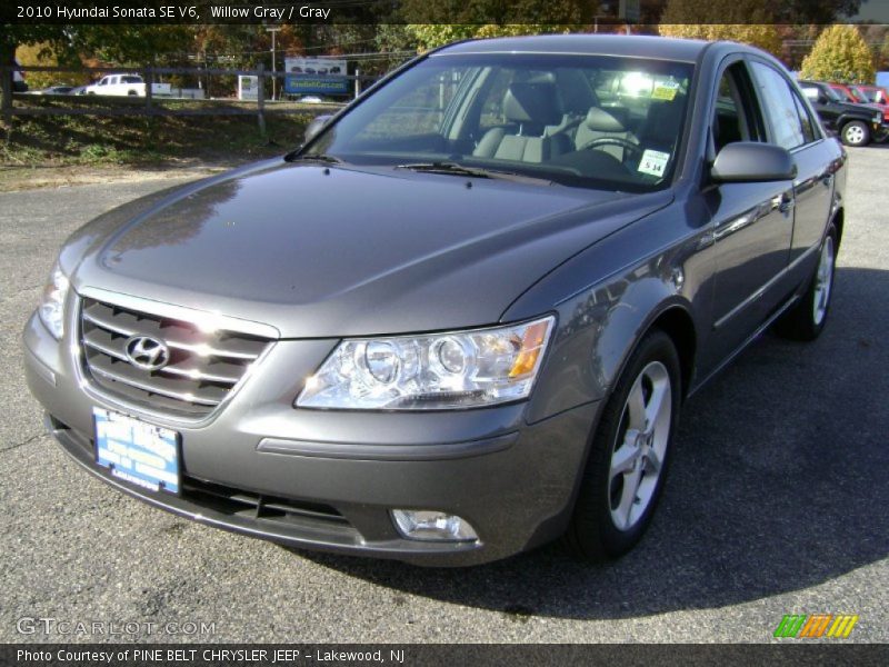 Willow Gray / Gray 2010 Hyundai Sonata SE V6