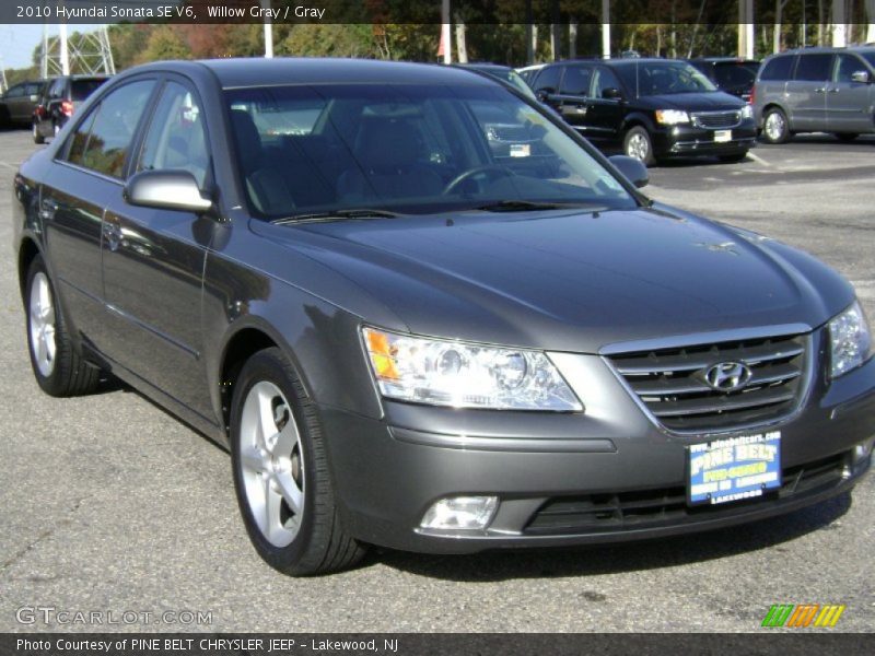 Willow Gray / Gray 2010 Hyundai Sonata SE V6
