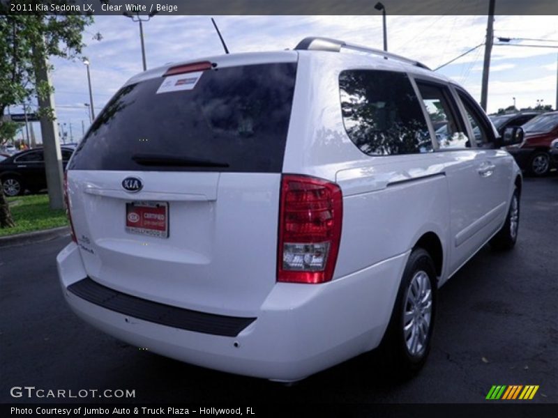 Clear White / Beige 2011 Kia Sedona LX