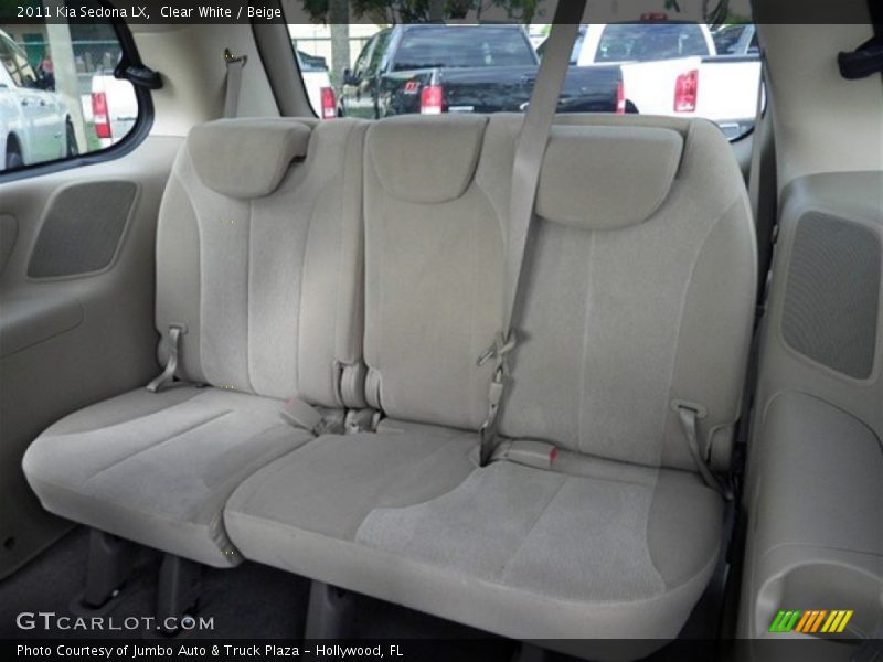 Clear White / Beige 2011 Kia Sedona LX