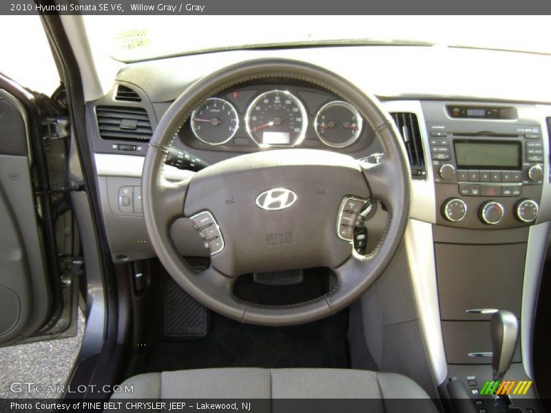 Willow Gray / Gray 2010 Hyundai Sonata SE V6