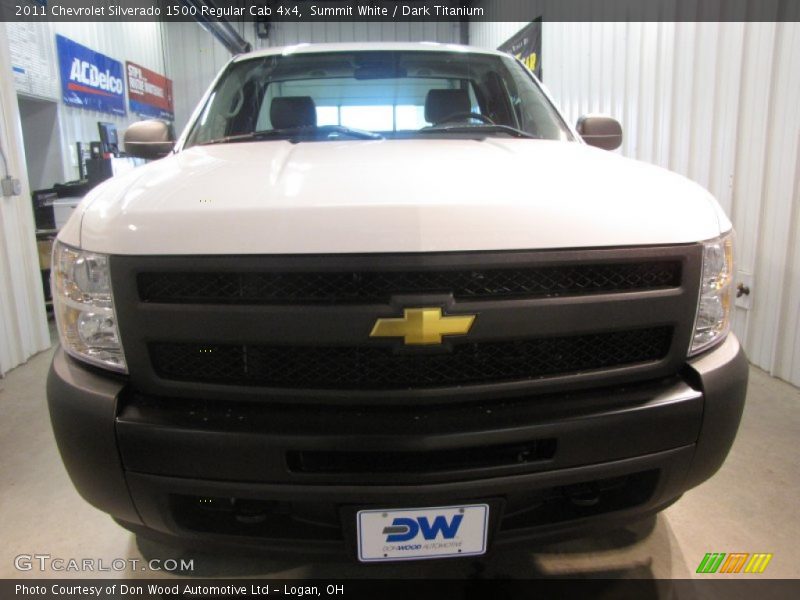 Summit White / Dark Titanium 2011 Chevrolet Silverado 1500 Regular Cab 4x4