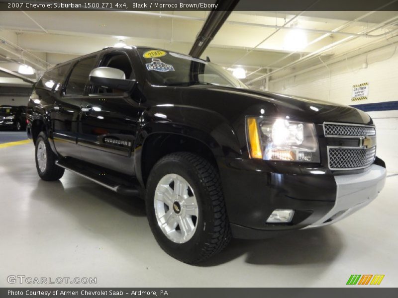 Front 3/4 View of 2007 Suburban 1500 Z71 4x4