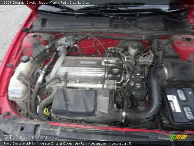 Victory Red / Graphite Gray 2005 Chevrolet Cavalier Sedan
