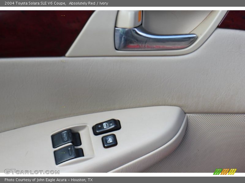 Absolutely Red / Ivory 2004 Toyota Solara SLE V6 Coupe