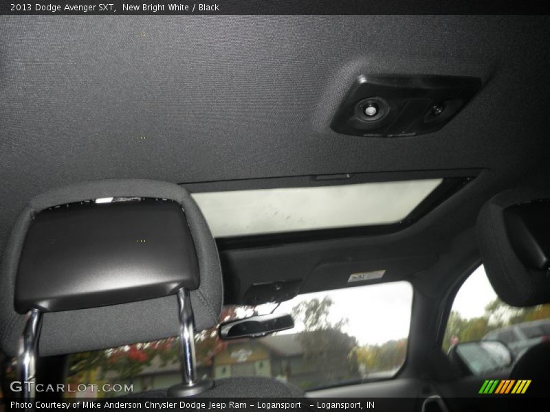 New Bright White / Black 2013 Dodge Avenger SXT