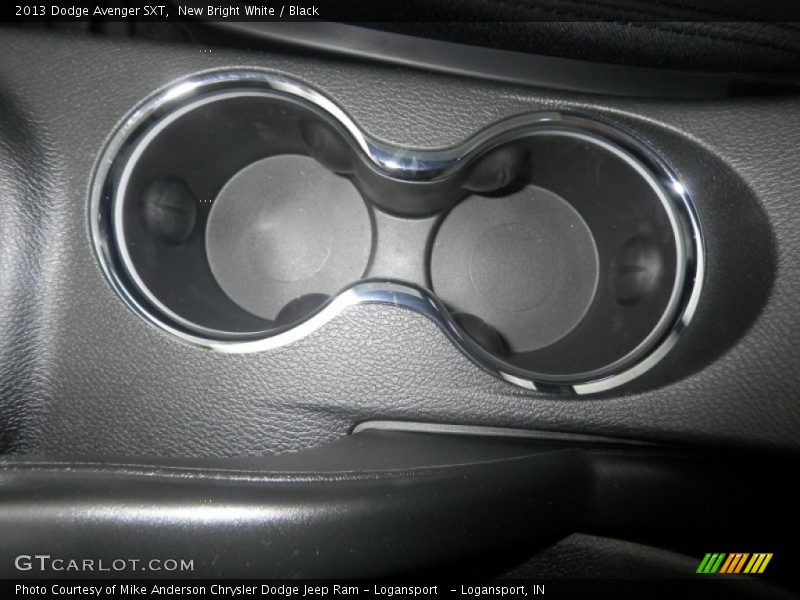 New Bright White / Black 2013 Dodge Avenger SXT