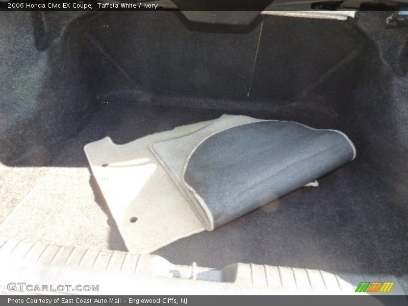 Taffeta White / Ivory 2006 Honda Civic EX Coupe