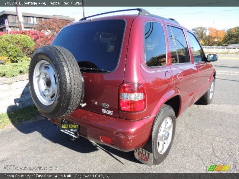 Pepper Red / Gray 2002 Kia Sportage 4x4