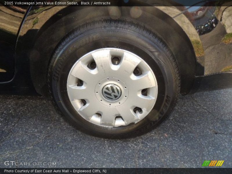 Black / Anthracite 2005 Volkswagen Jetta Value Edition Sedan