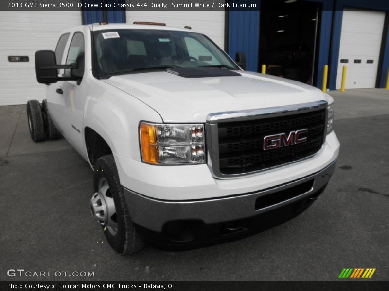 Summit White / Dark Titanium 2013 GMC Sierra 3500HD Crew Cab Chassis 4x4 Dually