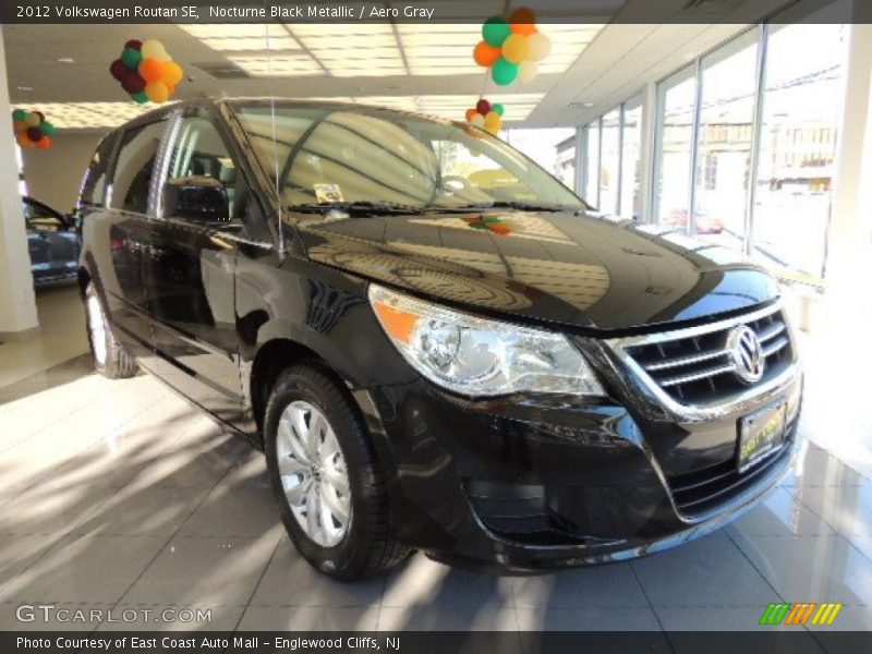 Nocturne Black Metallic / Aero Gray 2012 Volkswagen Routan SE
