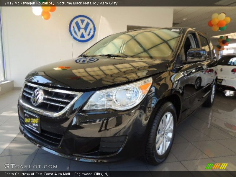 Nocturne Black Metallic / Aero Gray 2012 Volkswagen Routan SE