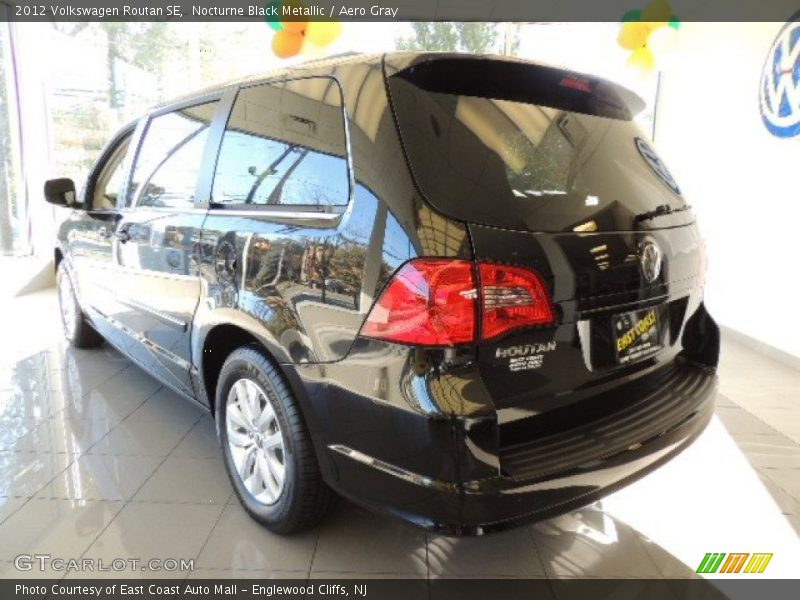 Nocturne Black Metallic / Aero Gray 2012 Volkswagen Routan SE