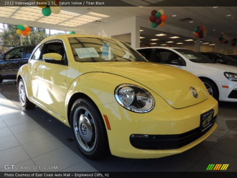 Saturn Yellow / Titan Black 2012 Volkswagen Beetle 2.5L