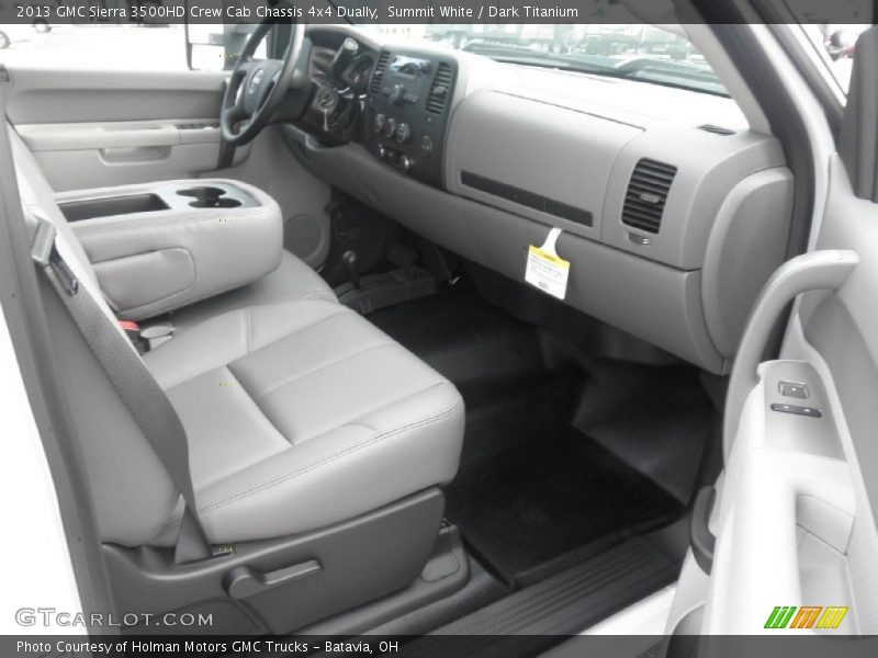 Summit White / Dark Titanium 2013 GMC Sierra 3500HD Crew Cab Chassis 4x4 Dually