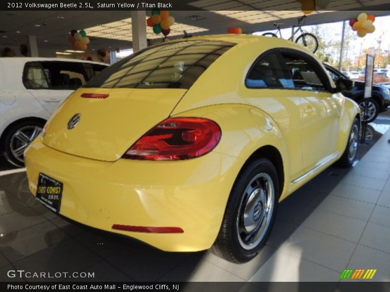 Saturn Yellow / Titan Black 2012 Volkswagen Beetle 2.5L