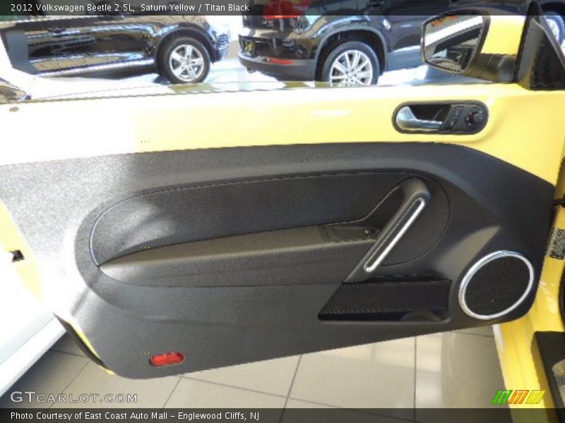 Saturn Yellow / Titan Black 2012 Volkswagen Beetle 2.5L