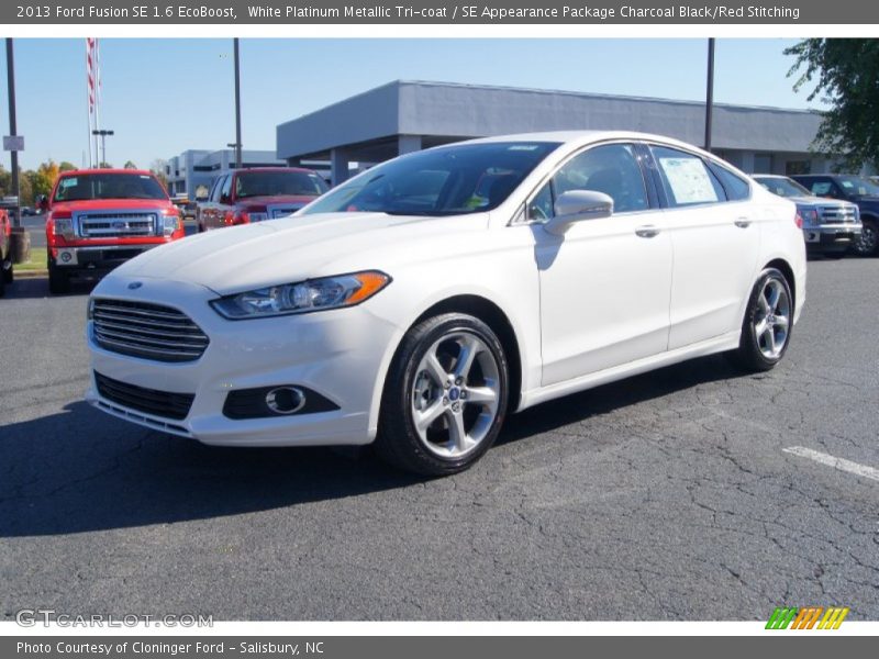 White Platinum Metallic Tri-coat / SE Appearance Package Charcoal Black/Red Stitching 2013 Ford Fusion SE 1.6 EcoBoost