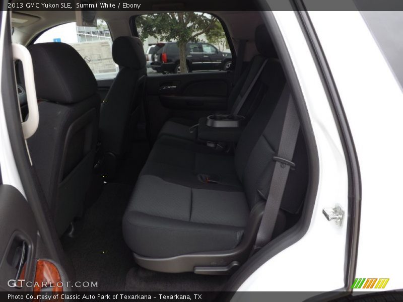 Summit White / Ebony 2013 GMC Yukon SLE