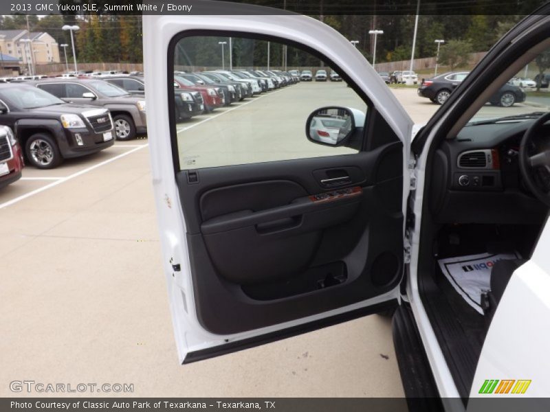 Summit White / Ebony 2013 GMC Yukon SLE