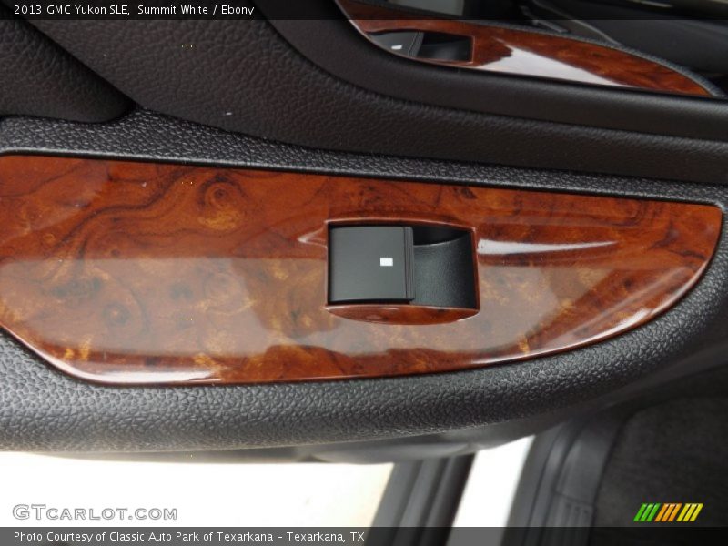 Summit White / Ebony 2013 GMC Yukon SLE