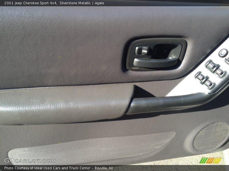 Silverstone Metallic / Agate 2001 Jeep Cherokee Sport 4x4