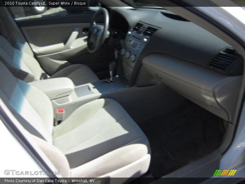 Super White / Bisque 2010 Toyota Camry LE